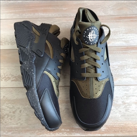 NWT Nike ID Custom Air Huarache Run - Picture 3 of 7